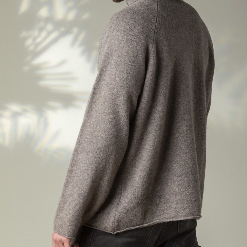 Eribe Corry Raglan Sweater in Vole.