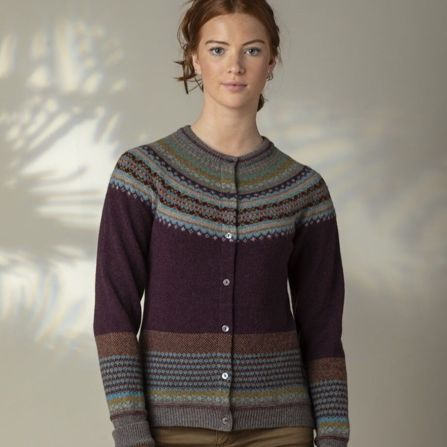 Eribe Alpine cardigan in Esmeralda.