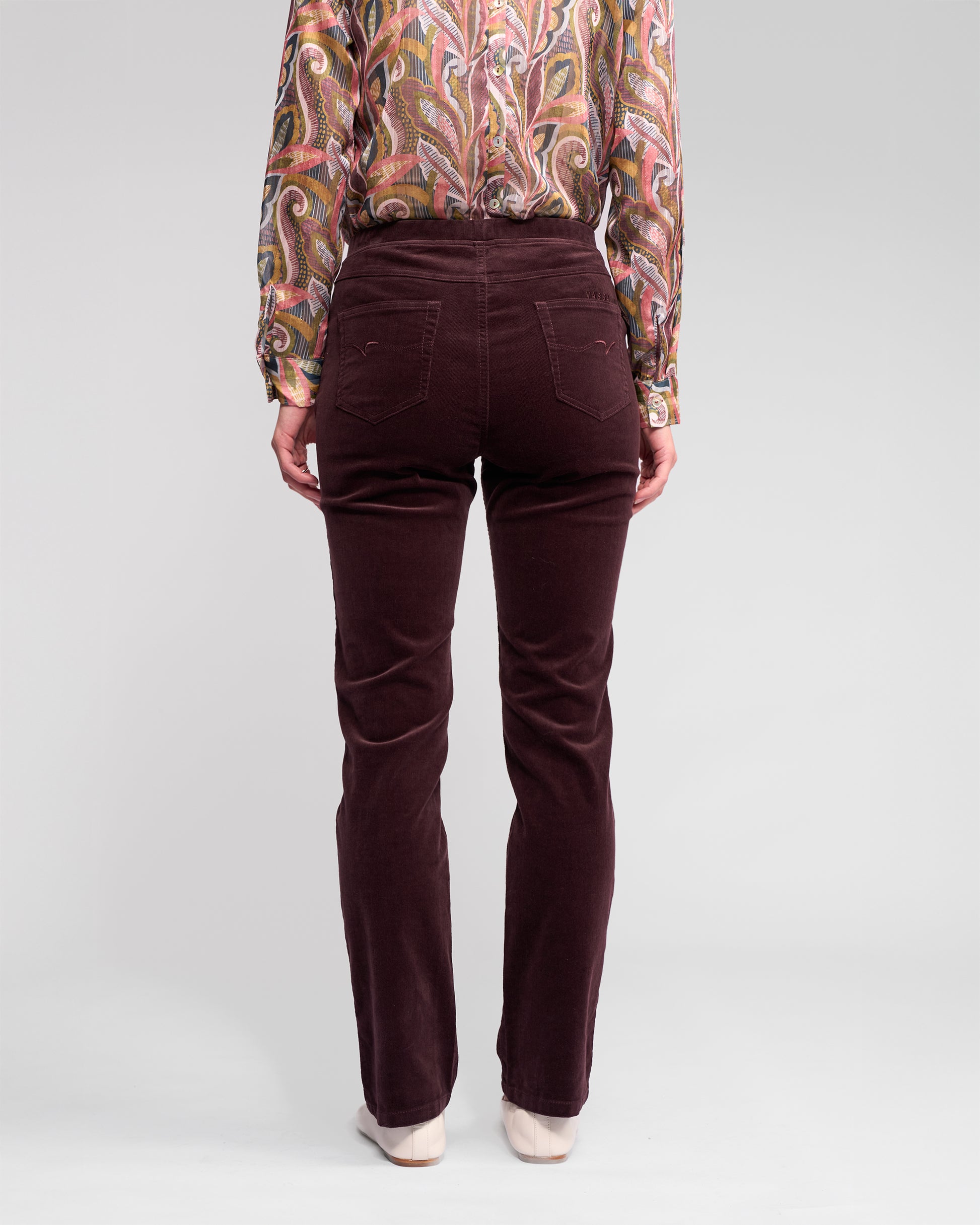 Vassalli 234m merlot pull on cord pants