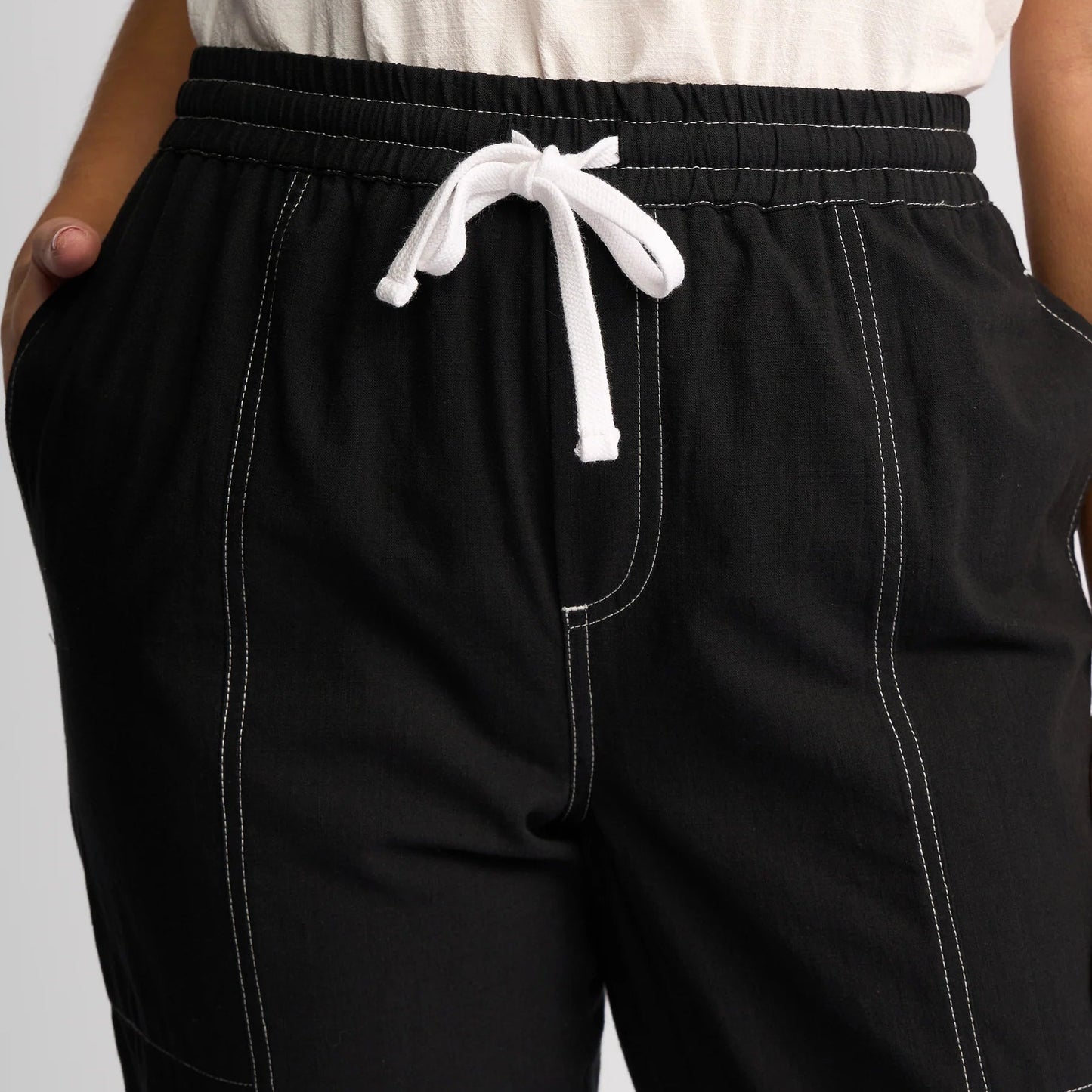 Vassalli pants 5040 in Black