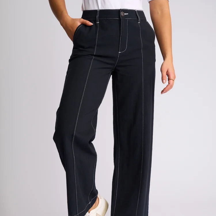 Vassalli Wide Led Ankle Grazer High Waisted pants in Ink
