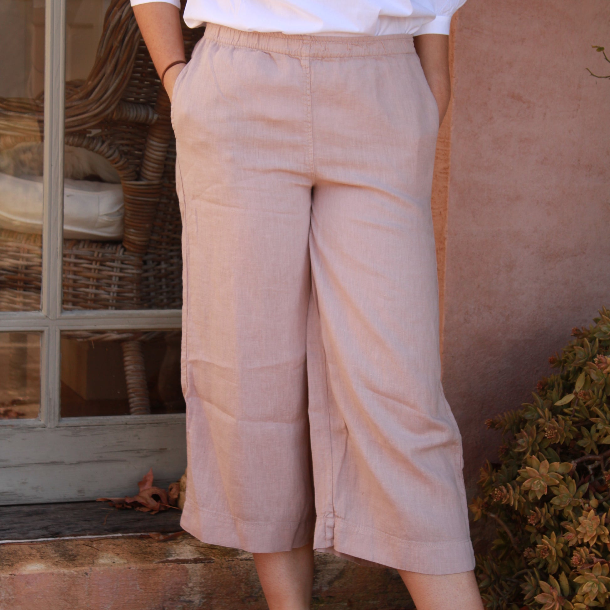 By Basics Pants Wide Short Blush