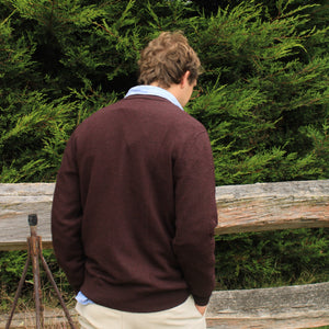 Quality Men's vee neck jumper in merino wool and cashmere.