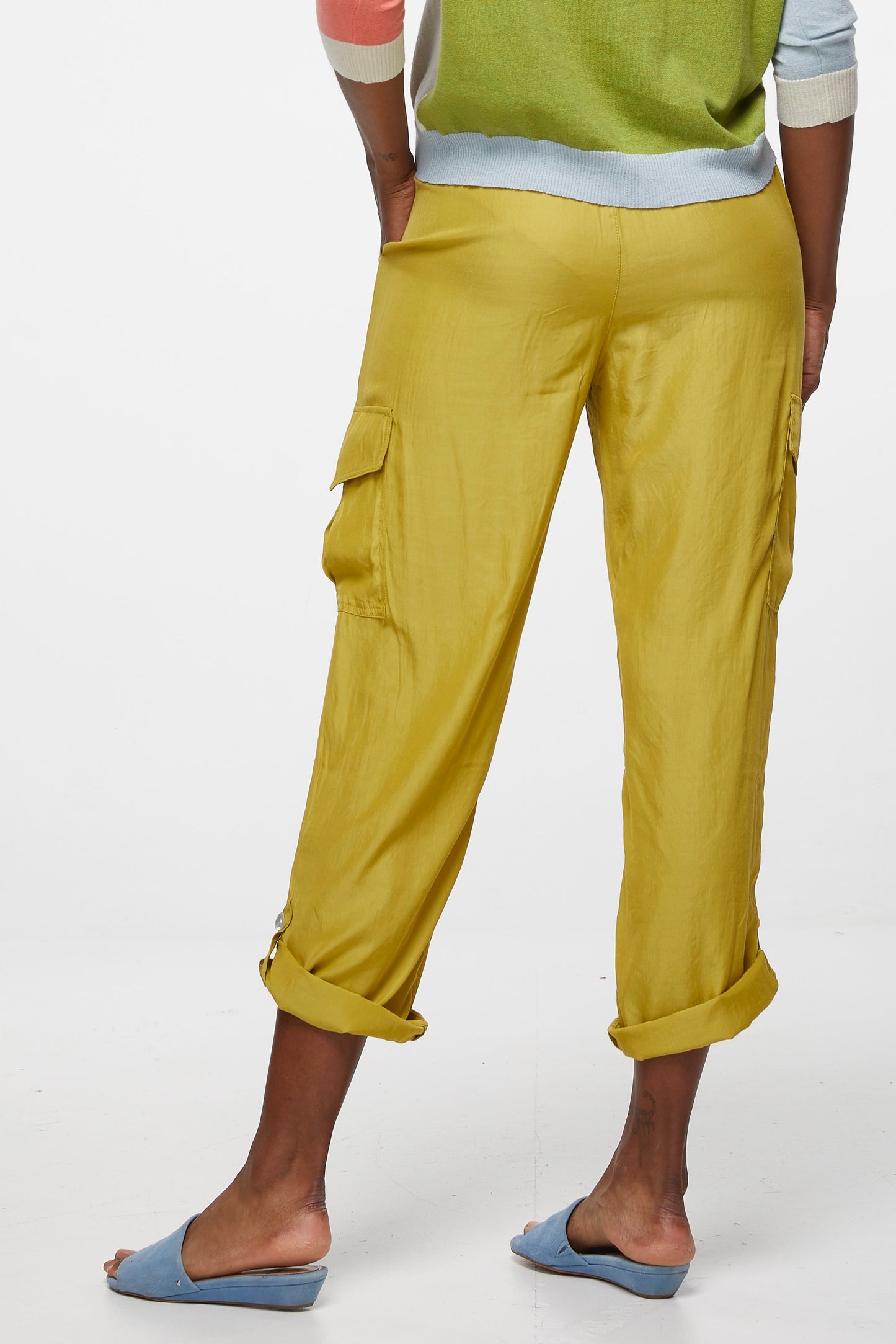 Weekend Pant from Zaket and Plover in Guacamole. ZP4420